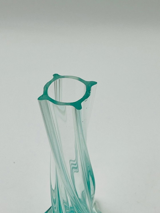 Image 1 of Vintage Murano-style twisted green glass soliflore