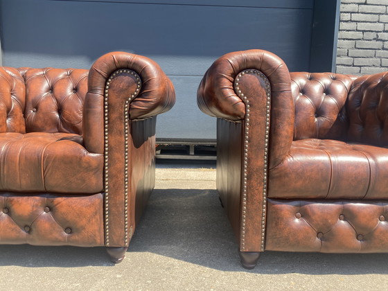 Image 1 of Due bellissime poltrone Chesterfield inglesi, sigari, cognac