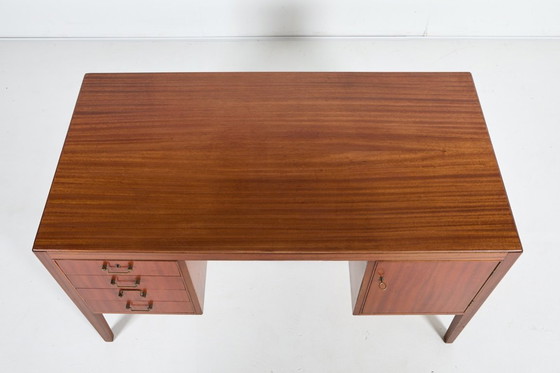 Image 1 of Mid-Century Scandinavian Modern desk, 1950’s