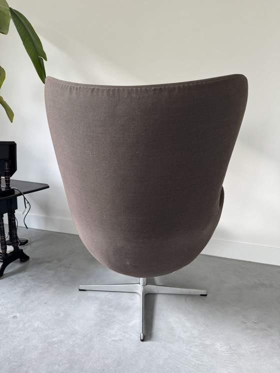 Image 1 of Silla huevo de Fritz Hansen