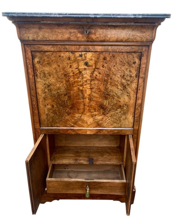 Image 1 of Louis Philippe secretaire van wortelnotenhout met marmeren blad.