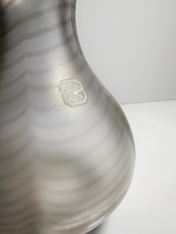 Image 1 of Vase iridescent Gallo Vintage Art Nouveau Vase de fleurs en verre arc-en-ciel