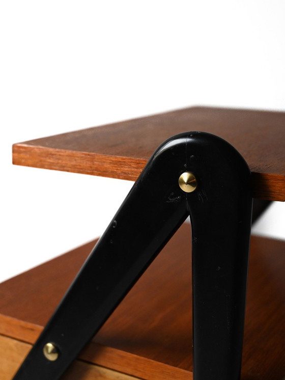 Image 1 of Paire de tables de nuit scandinaves des années 1960 avec détails noirs