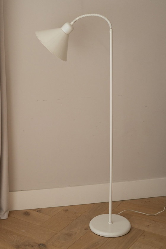 Image 1 of Lampada da terra vintage in metallo bianco