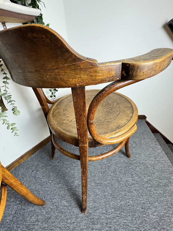 Image 1 of Origineel duo vintage bentwood armstoelen – Thonet (Bieletz-Mistelbach, ca. 1920) & Fischel (Czechoslovakia, ca. 1950)