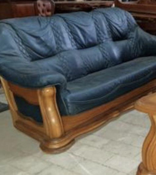 White oak with leather benches