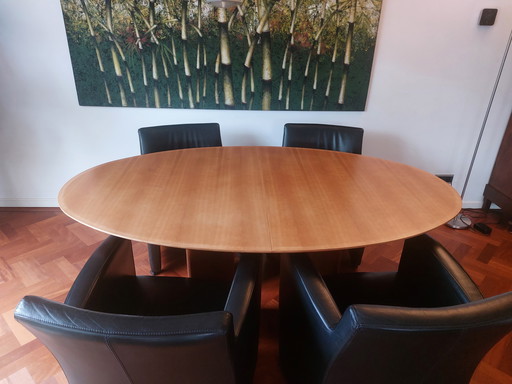 Arco extendable table cherry wood