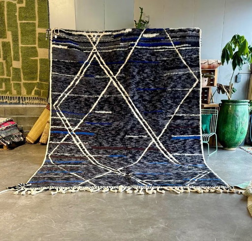 Moroccan Berber Black wool rug 260x380 cm– black abstract tribal carpet – handmade boho decor – Moroccan Carpet for 
