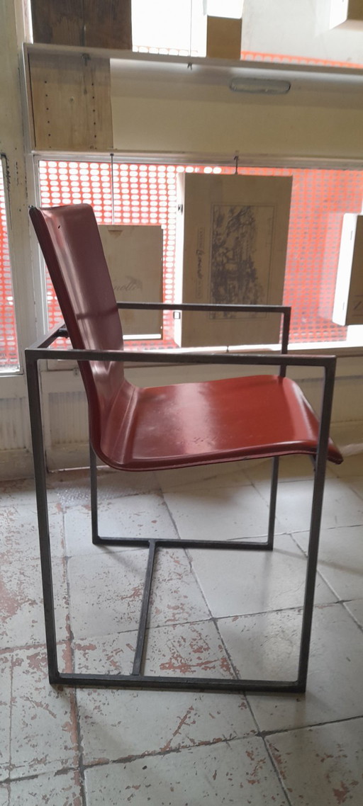 Chaises avec accoudoirs