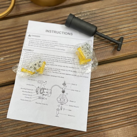 Image 1 of Applique da parete in oro e vetro per camera da letto, set di 2 NUOVE