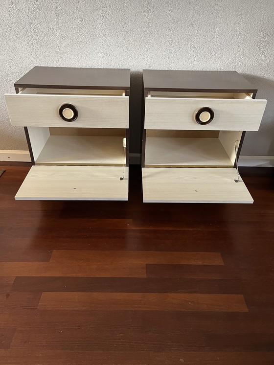 Image 1 of Due comodini vintage in stile spaziale degli anni '60/'70