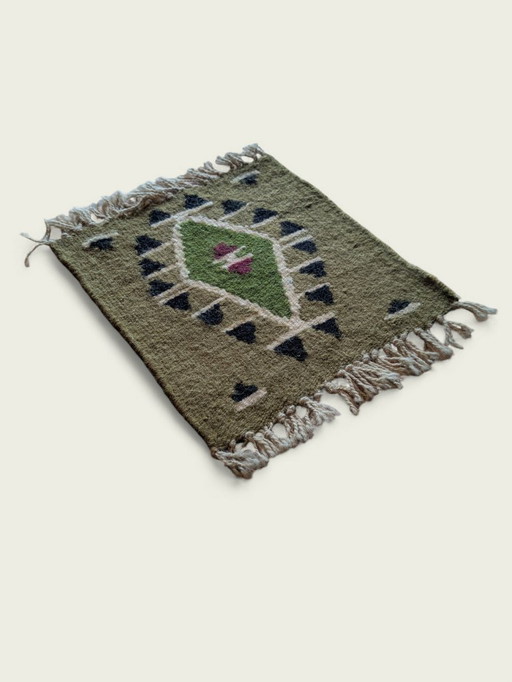 Piccolo runner da tavolo vintage – 26 × 21 cm – Effetto tessuto a mano, design etnico/boho