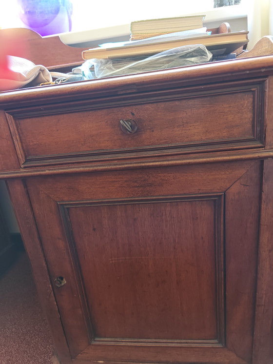 Image 1 of Antieke bureau 