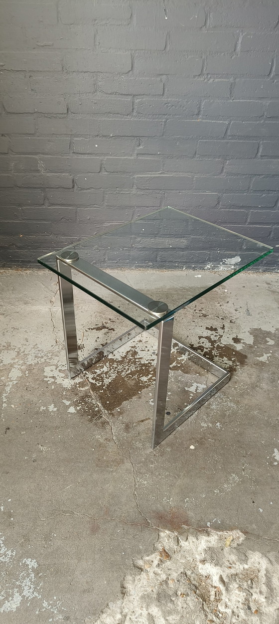 Image 1 of Tavolino laterale modernista Gebra in vetro cromato.