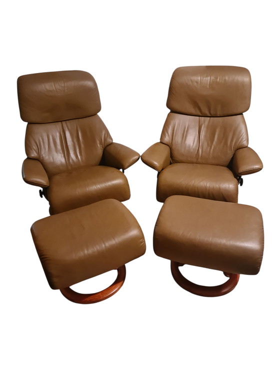 Image 1 of Stressless Dream 2X (L) Recliner Leather Recliner