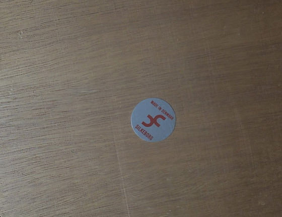 Image 1 of Tavolino ovale in teak con piano girevole di Silkeborg, Danimarca, anni '70