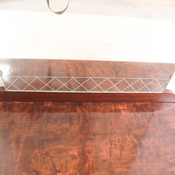 Image 1 of Espejo de cuerpo entero, cómoda con espejo y puerta corrediza de cristal en abedul flameado, años 50, restaurada.