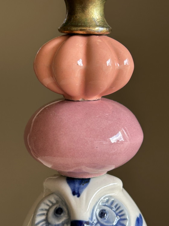 Handgemachter Kerzenhalter. Delfter Blau Figur. Keramikperlen. – Nori Vinci, Brass, Ceramic (photo 4 of 8)