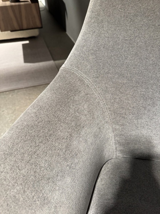 Image 1 of Poltrona girevole morbida Flexform Sveva