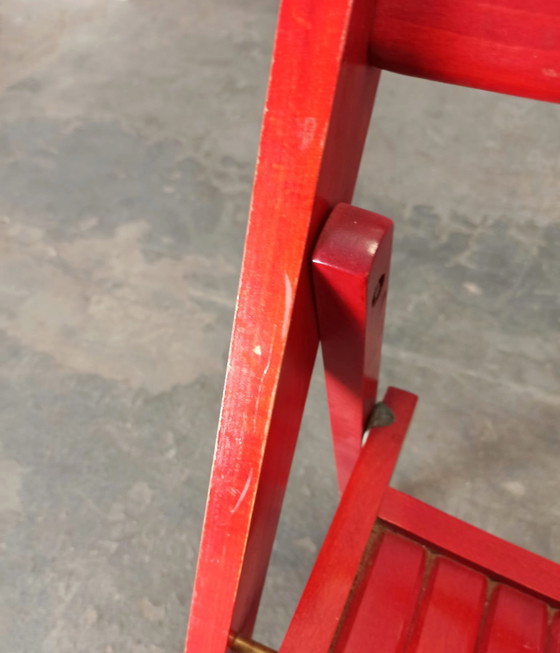 Image 1 of 2 x vintage rode houten klapstoelen