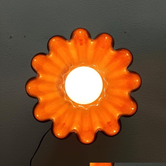 Image 1 of Applique moule à gâteaux ancien en poterie 