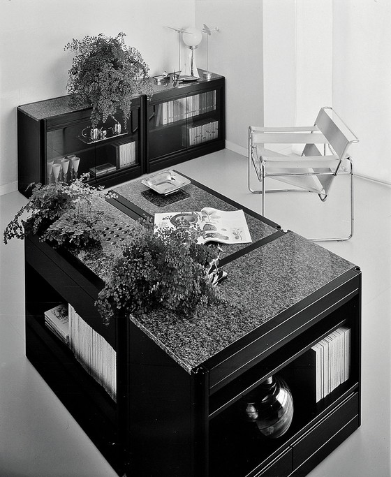 Image 1 of Angelo Mangiarotti 4D Coffee Table for Molteni, Italy 1960s