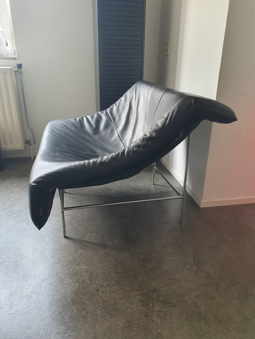 Montis armchair