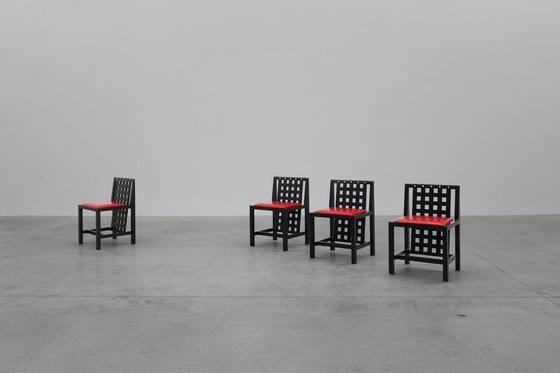 Image 1 of Ensemble de 4 chaises de salle à manger DS3 par Charles Rennie Mackintosh pour Atelier international, Italie, années 1970