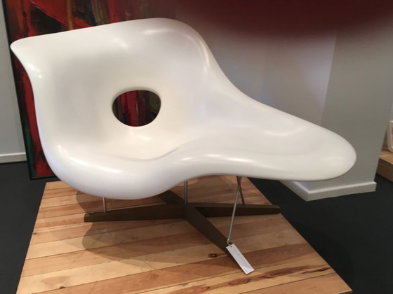 Image 1 of La Chaise by Vitra