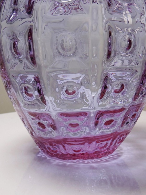 Image 1 of Empoli vase in Alexandrite glass, ranging from blue to pink, large textured model from the 1960s
