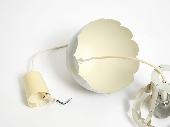 Image 1 of Magnifique petite lampe suspendue Space Age originale des années 1960 par Doria en aluminium et métal