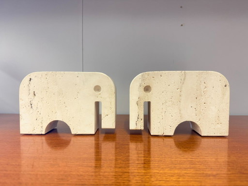 2x Elefantenskulptur-Buchstützen aus Travertin von Enzo Mari, Italien, 1970er Jahre