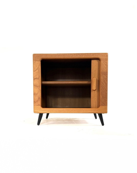 Image 1 of Armadio vintage danese con ante scorrevoli, Silkeborg Møbelfabrik '80