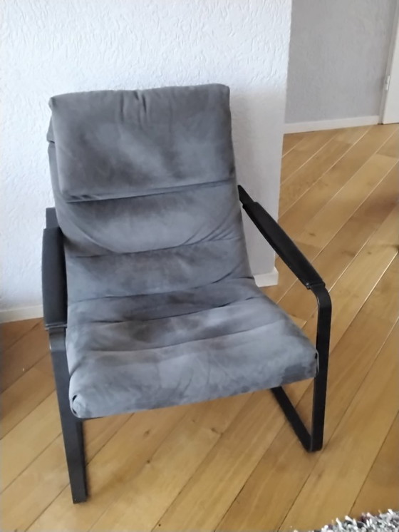 Image 1 of 2 x Indra Armchair by Leolux