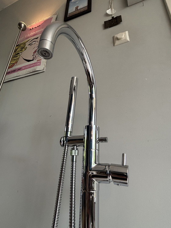 Image 1 of Bongio vrijstaande design badkraan met natuurstenen voet – compleet met inbouwbox