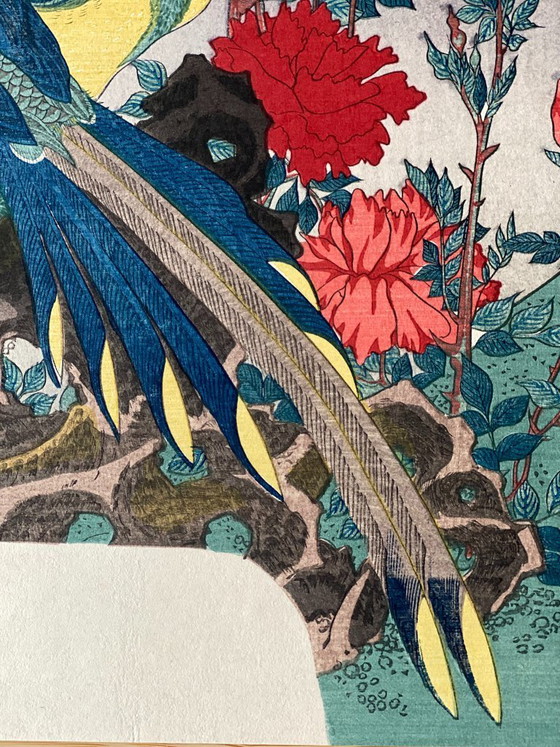 Image 1 of Estampe japonaise authentique sur bois - Oiseaux et fleurs - Éventail - Regravée dans les années 1920
