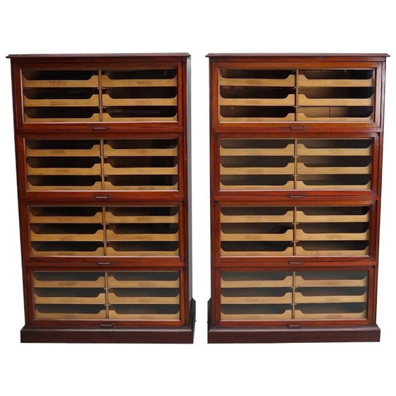 Image 1 of Armario de mercería inglés con puertas de cristal, circa 1920/1930