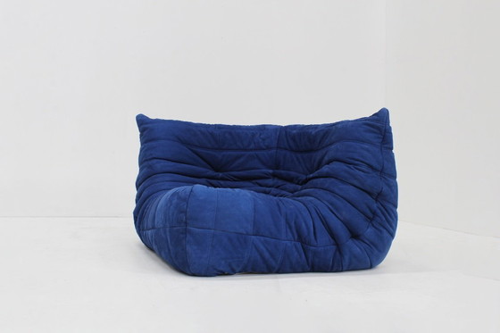 Image 1 of Togo Ligne Roset Ecksessel aus blauem Leder von Michel Ducaroy für Ligne Roset