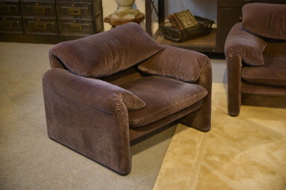 Image 1 of De Maralunga 3-zitsbank en twee fauteuils set van Vico Magistretti voor Cassina, eerste editie 1973.