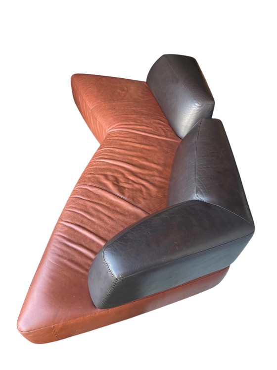 Image 1 of Cognac leren Leolux Archipel bank, postmodern ontwerp, Hugo de Ruiter