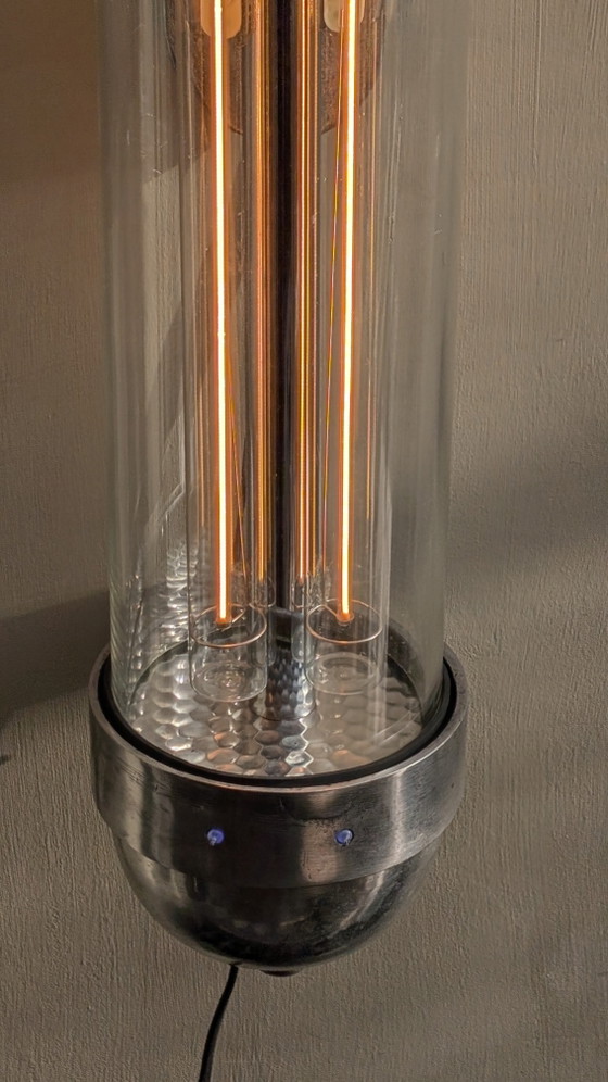 Philips Hellux Aplique Modificado. – Glass, Metal (photo 6 of 11)