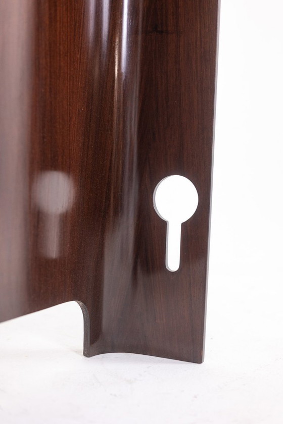 Image 1 of Carlo di Carli. Garderobenständer aus Palisanderfurnier. 1960er Jahre.