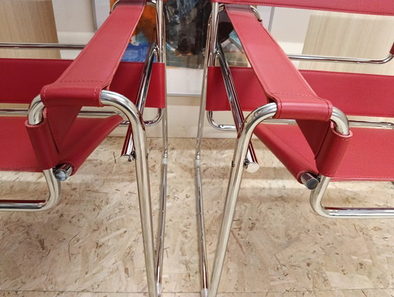 Image 1 of KNOLL Studio Set van 2 WASSILY B3 fauteuils (NIEUW) in rood leer