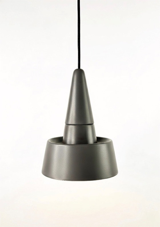 Image 1 of Set van twee SML 2.0 hanglampen van steengoed van NEO, ontworpen door Rodrigo Vairinhos – mat cementgrijs.