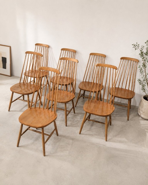 Juego de 8 sillas de madera escandinavas vintage