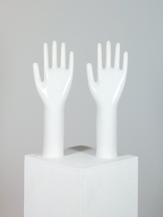 Image 1 of Coppia di mani in porcellana vintage, portagioie, arredamento industriale