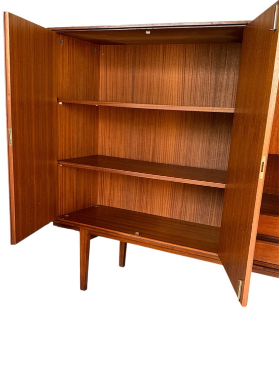 ⁠Deens Vintage Mid-Century Teak Highboard / Wandmeubel, High boards, Hout, Bruin (foto 5 van 11)