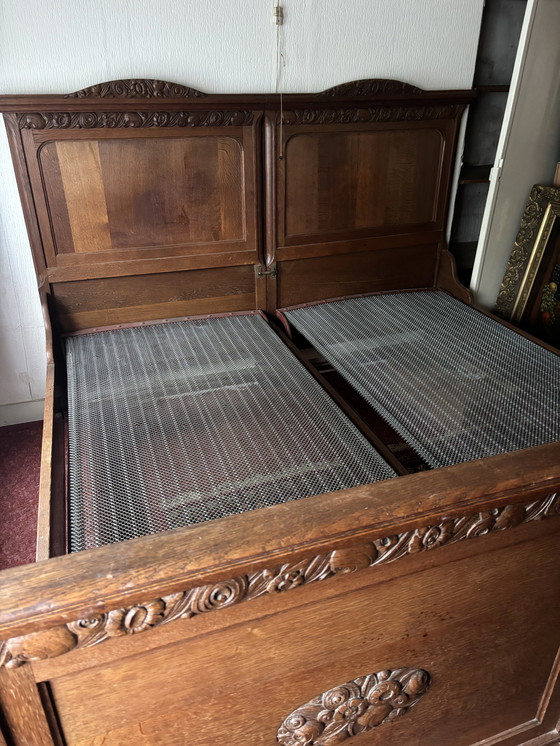 Image 1 of Letto antico in legno