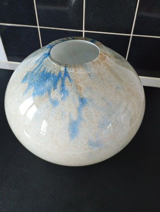 Round crystal blown vase