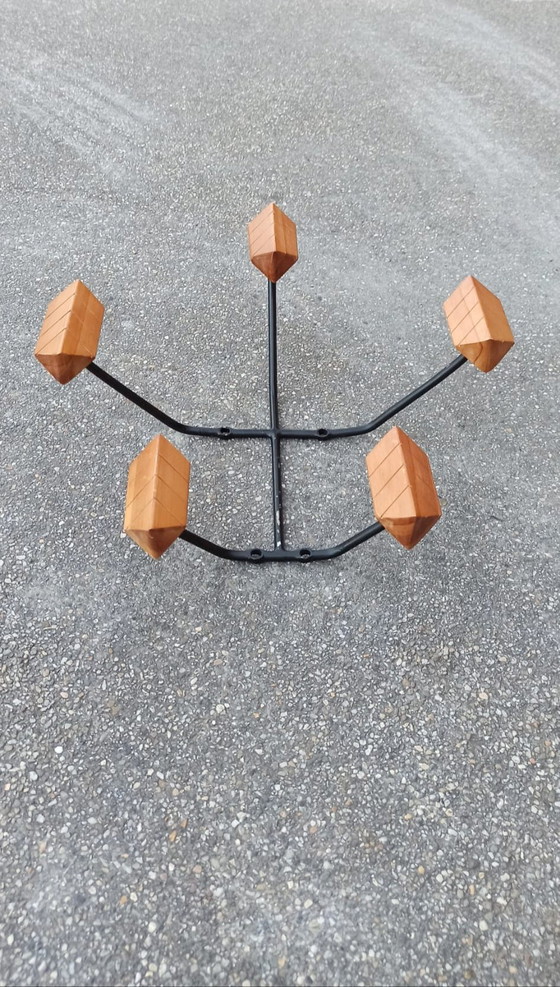 Image 1 of Appendiabiti da parete vintage in teak e metallo